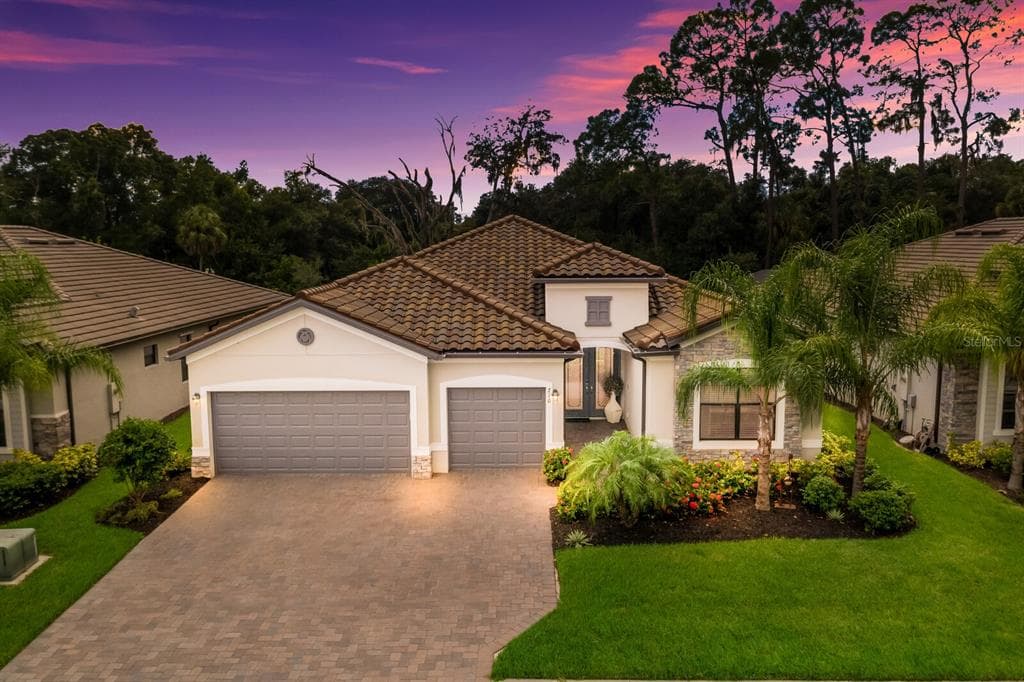 710 ACACIA COURT