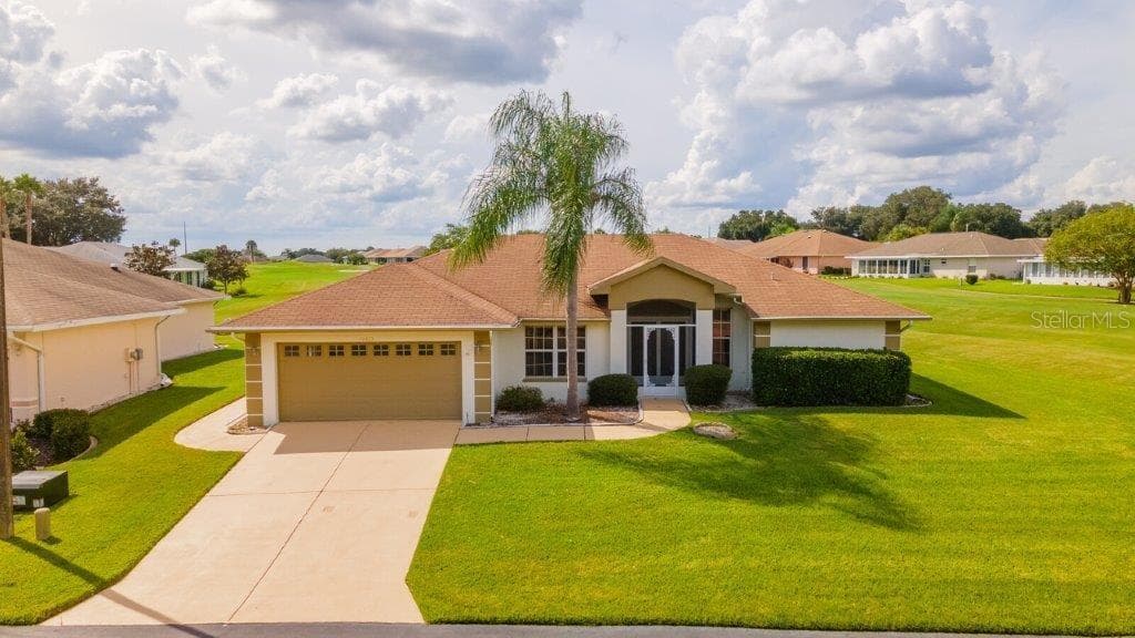 10835 MOSHIE LANE SAN ANTONIO, FL 33576
