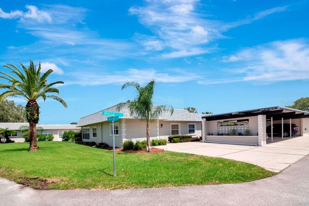 9609 BRASSIE COURT UNIT 3707 NEW PORT RICHEY, FL 34655