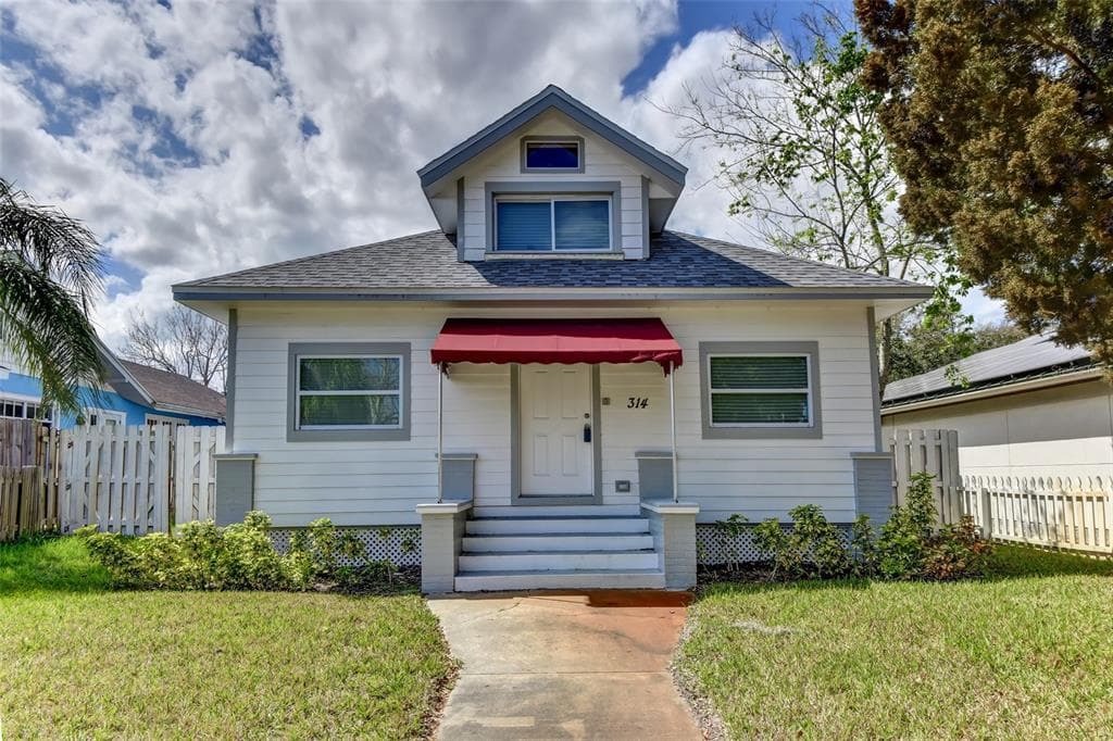 314 PALMETTO STREET NEW SMYRNA BEACH, FL 32168