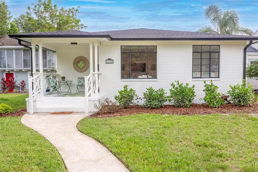2220 7TH AVENUE N ST PETERSBURG, FL 33713