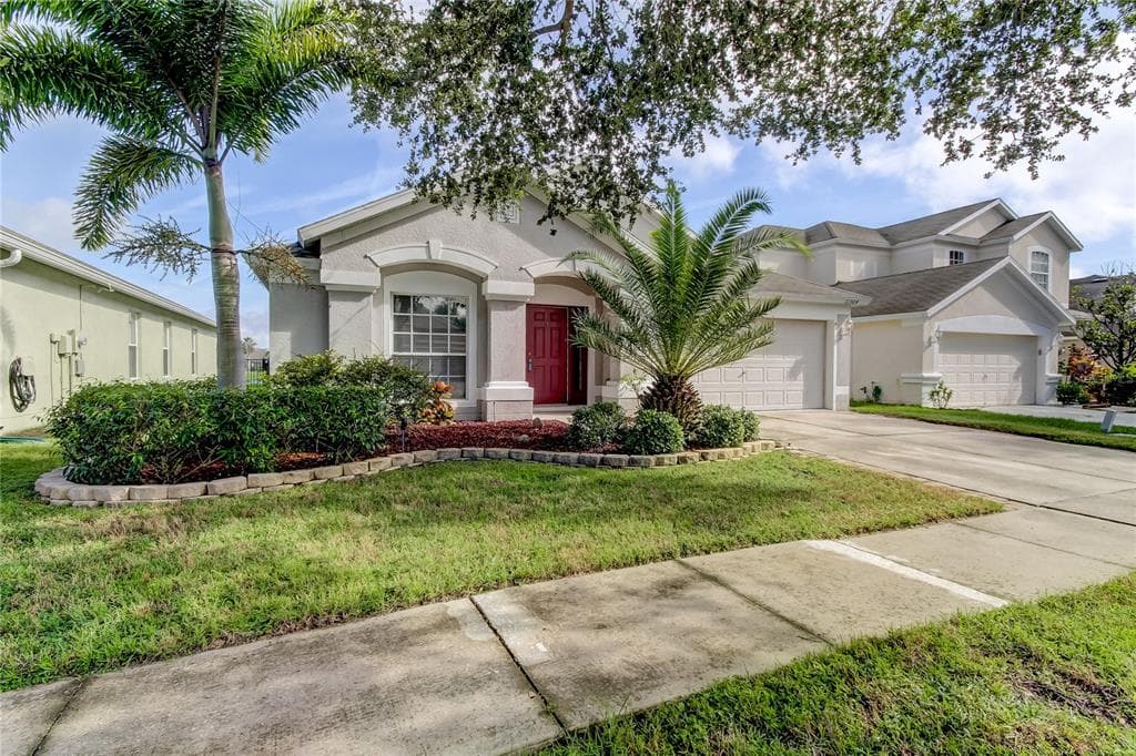 11564 MISTY ISLE LANE RIVERVIEW, FL 33569