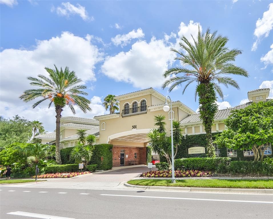 501 KNIGHTS RUN AVENUE UNIT 2106 TAMPA, FL 33602