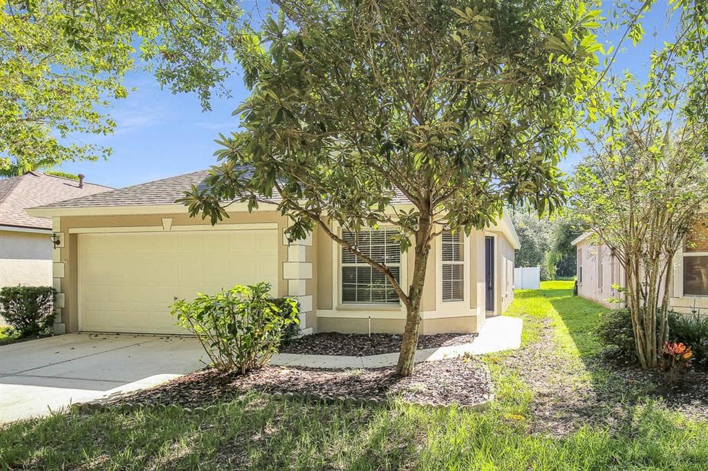 5704 TANAGERLAKE ROAD LITHIA, FL 33547