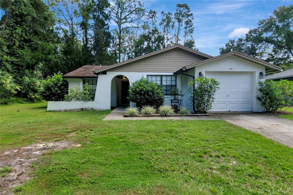 15937 WINDING DRIVE TAMPA, FL 33624