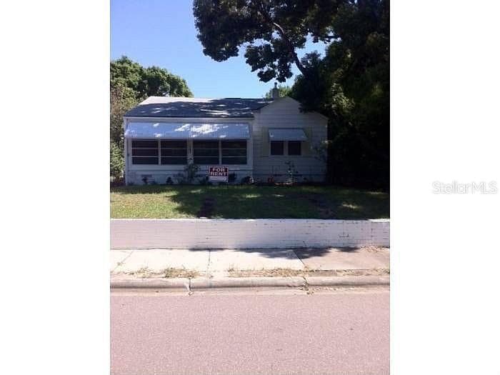 1705 SUNSET DRIVE CLEARWATER, FL 33755