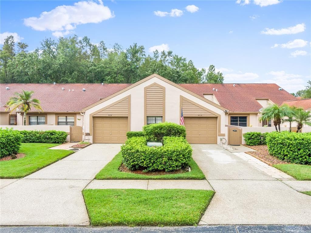4036 MERMOOR COURT PALM HARBOR, FL 34685