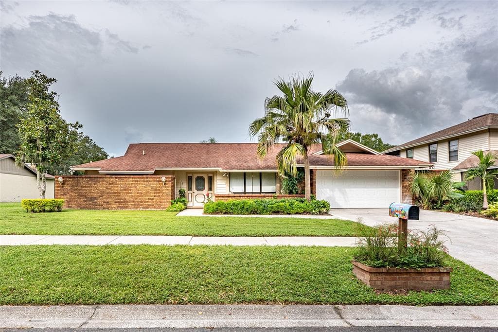 1508 CREEKBEND DRIVE BRANDON, FL 33510