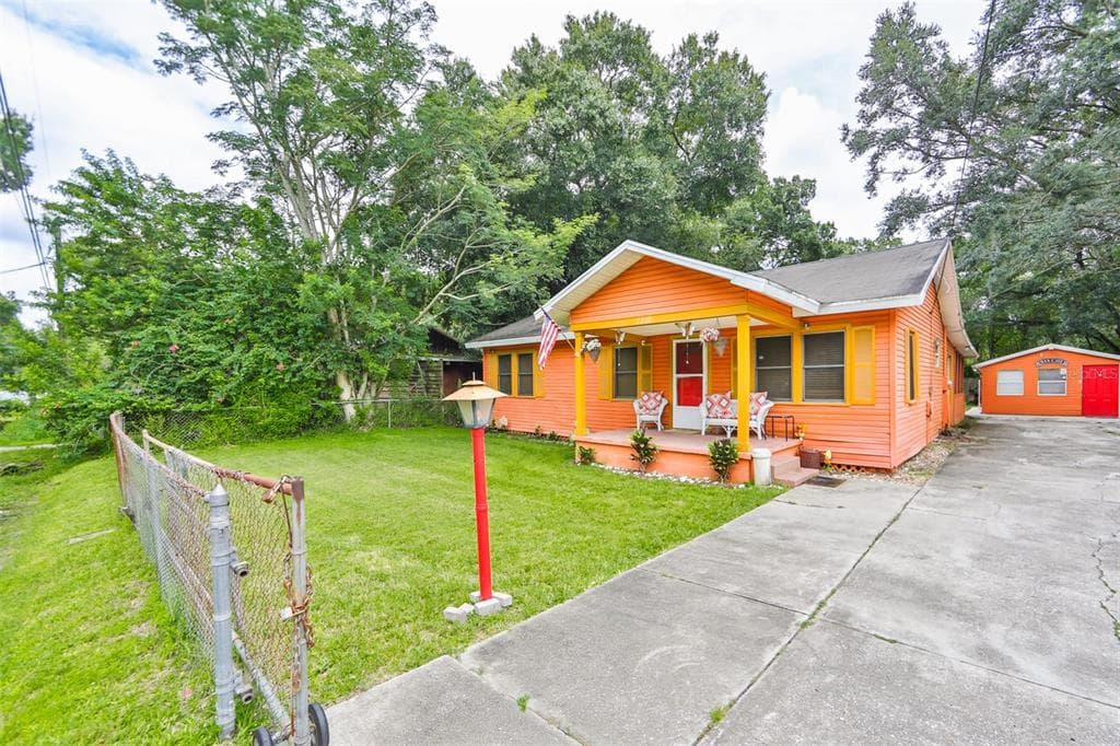 7210 RHODE ISLAND DRIVE TAMPA, FL 33619