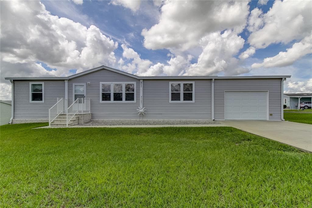 37733 NEUKOM AVENUE ZEPHYRHILLS, FL 33541