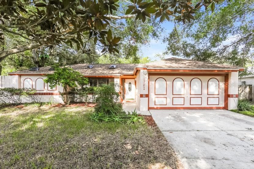 1762 SUN RIDGE DRIVE APOPKA, FL 32703
