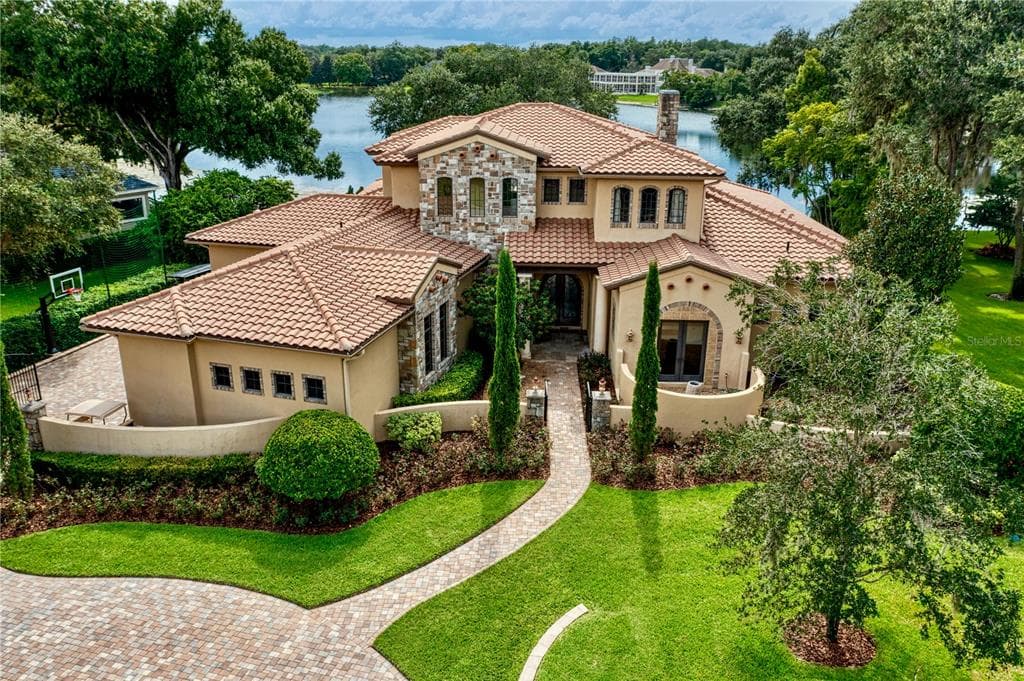 16222 SIERRA DE AVILA TAMPA, FL 33613