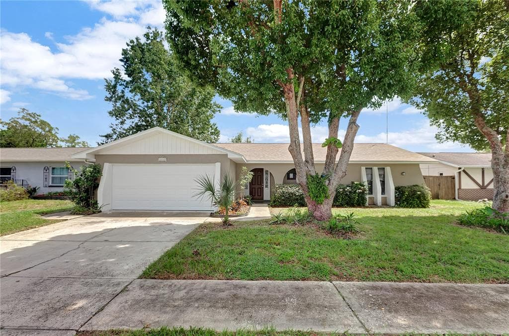 12718 BUCKHORN DRIVE HUDSON, FL 34669