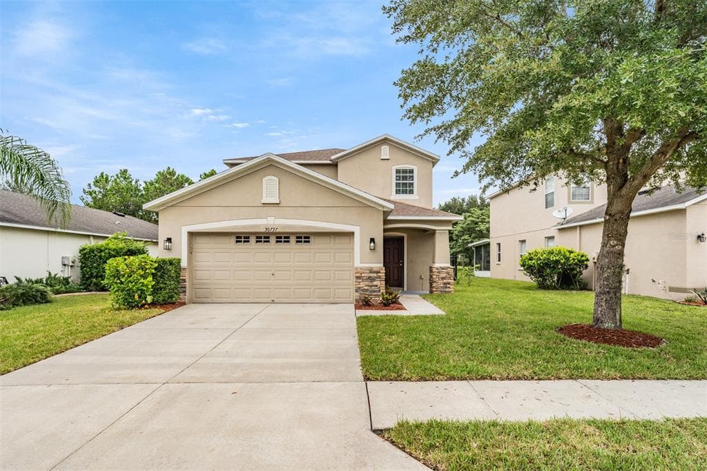 30737 WHITE BIRD AVENUE WESLEY CHAPEL, FL 33543