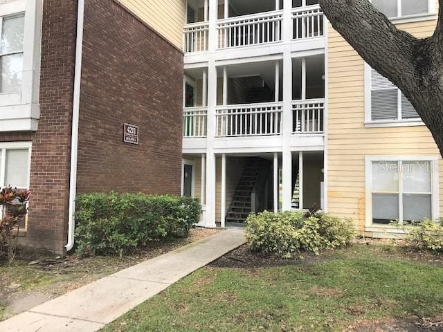 4211 CHATHAM OAK COURT UNIT 102 TAMPA, FL 33624