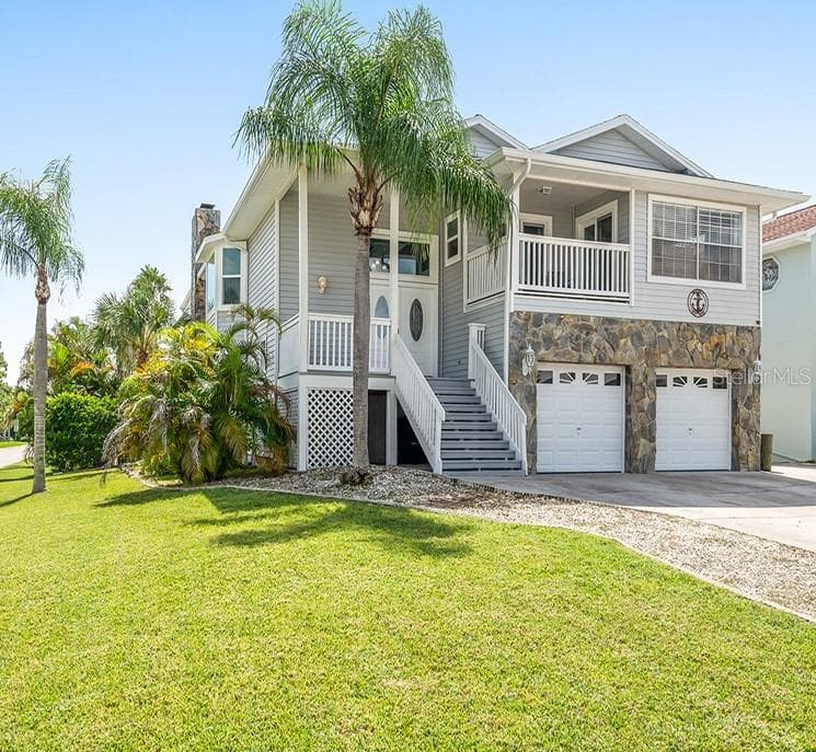6101 BAYSIDE DRIVE NEW PORT RICHEY, FL 34652