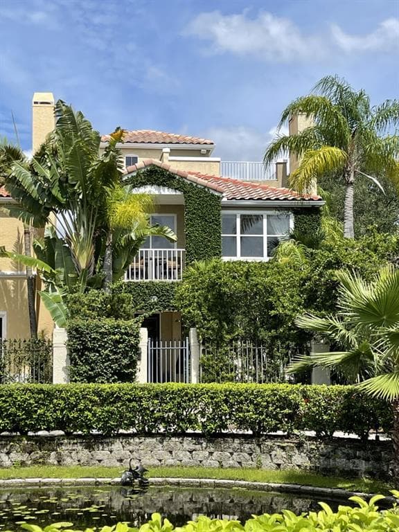 1046 ROYAL PASS ROAD