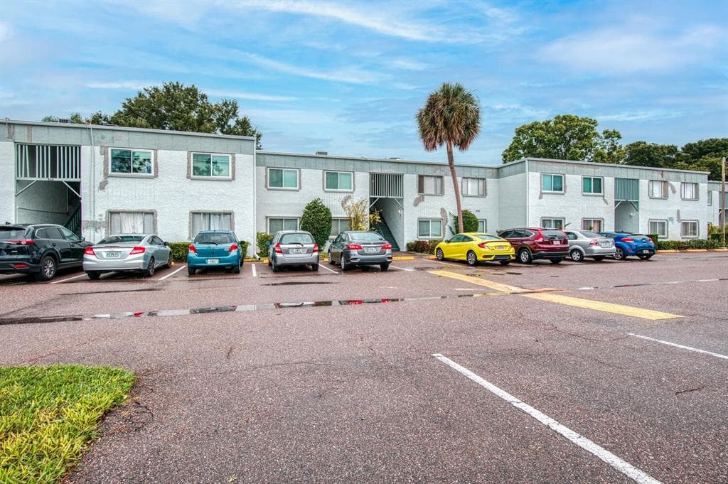 837 N KEENE ROAD Apt B CLEARWATER, FL 33755