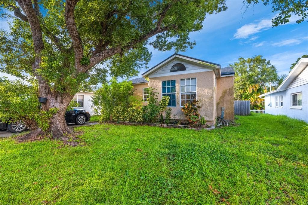 517 39TH AVENUE N ST PETERSBURG, FL 33703