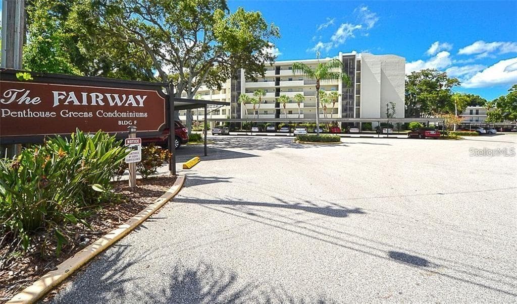 225 COUNTRY CLUB DRIVE UNIT 1408 LARGO, FL 33771
