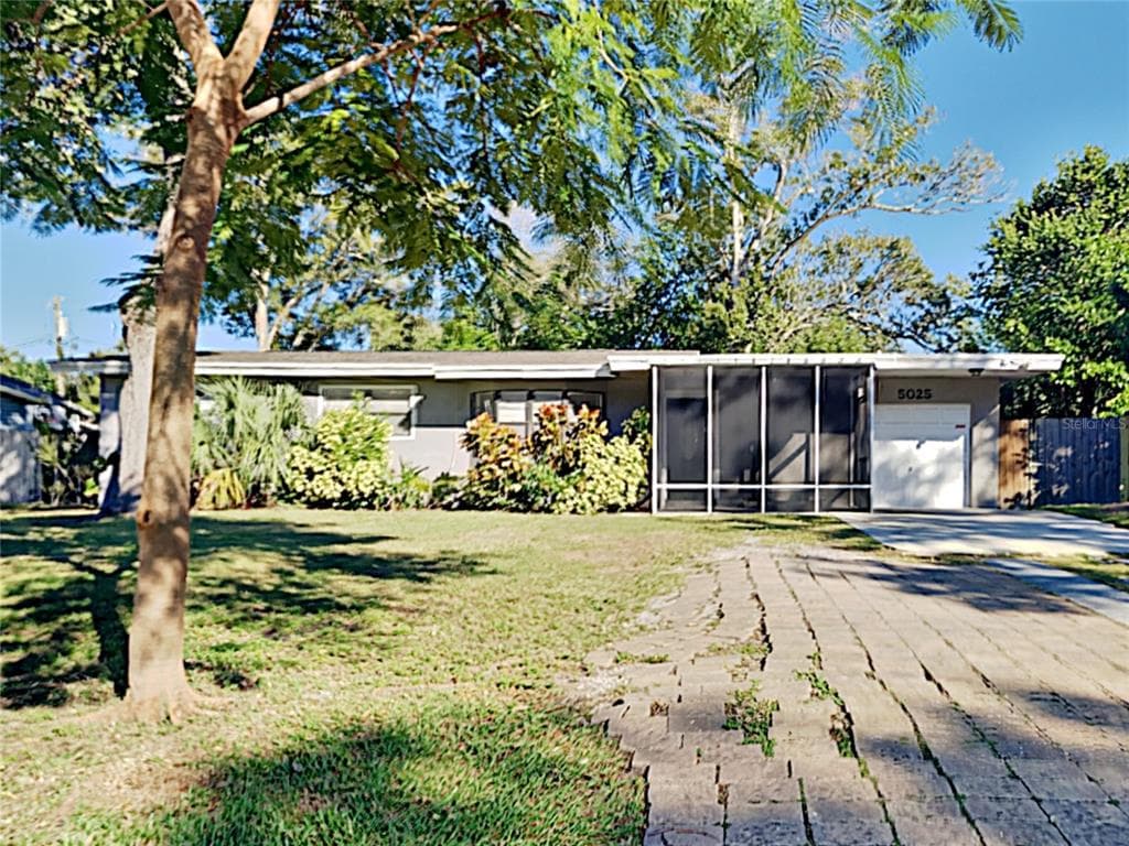 5025 33RD TERRACE N ST PETERSBURG, FL 33710