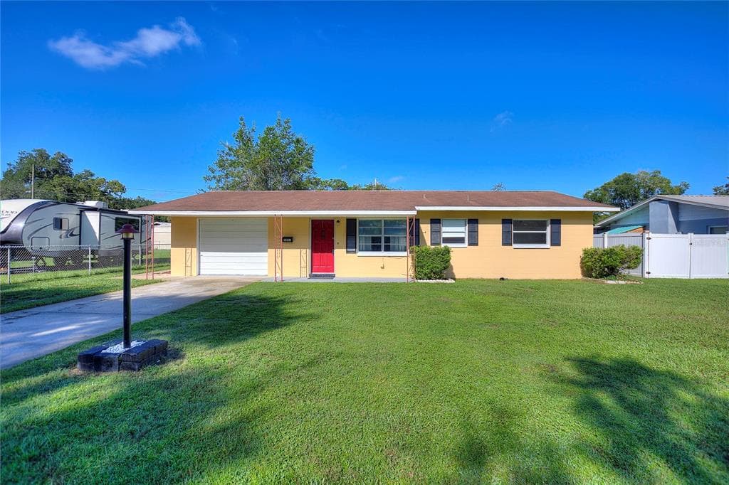 5901 CYPRESS STREET ZEPHYRHILLS, FL 33542