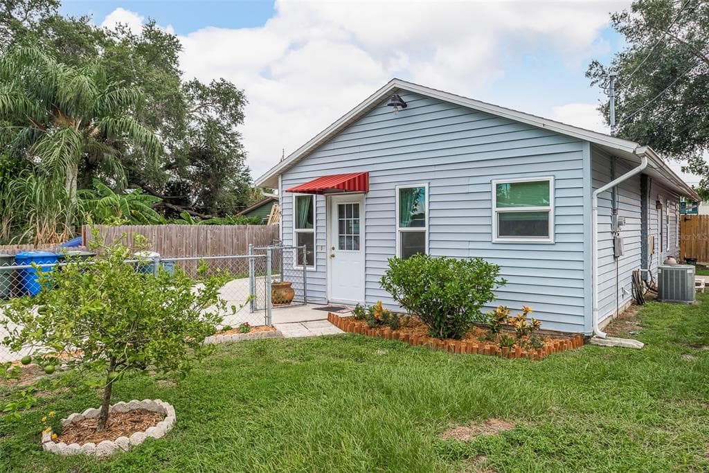 175 2ND AVENUE NW LARGO, FL 33770
