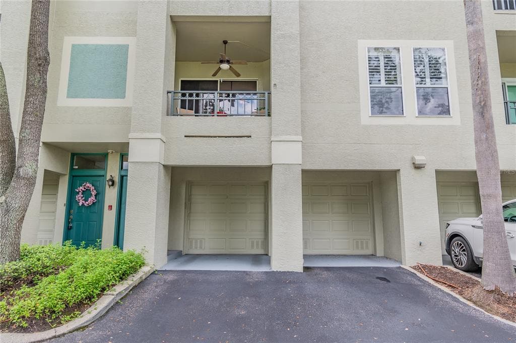 737 CRUISE VIEW DRIVE TAMPA, FL 33602