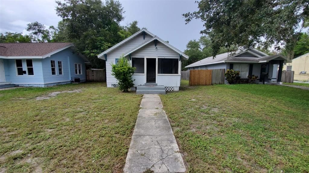 647 28TH AVENUE S ST PETERSBURG, FL 33705