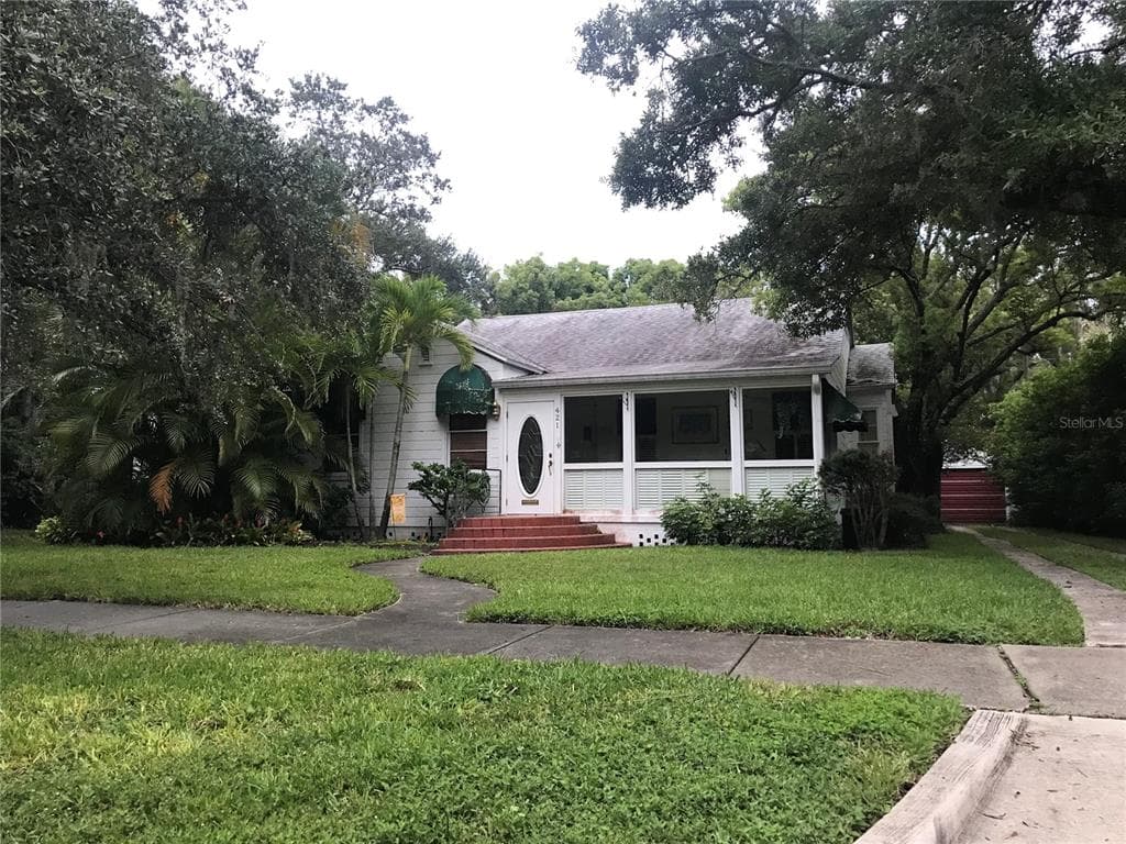 421 JASMINE WAY CLEARWATER, FL 33756