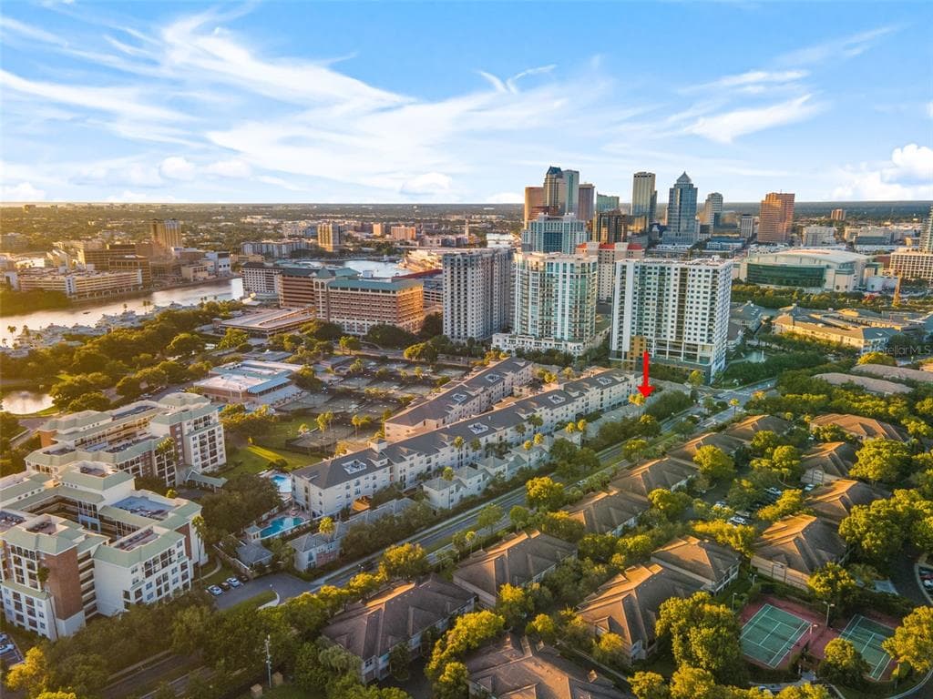 501 KNIGHTS RUN AVENUE UNIT 4106 TAMPA, FL 33602
