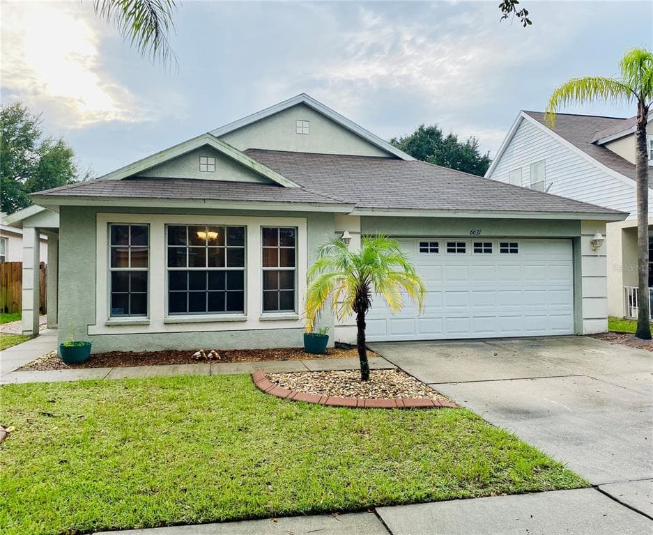 6631 CAMBRIDGE PARK DRIVE APOLLO BEACH, FL 33572