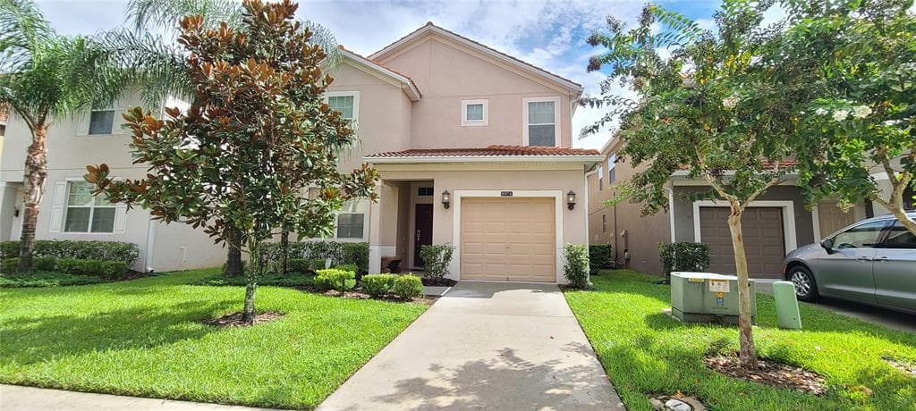 8974 BISMARCK PALM ROAD KISSIMMEE, FL 34747