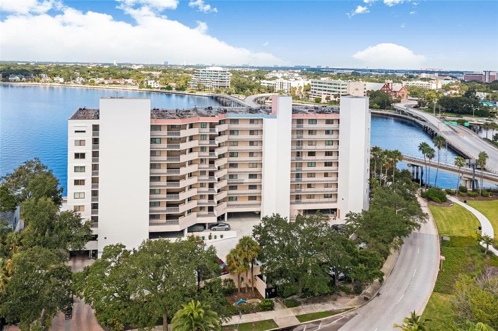 2 ADALIA AVENUE UNIT 506 TAMPA, FL 33606