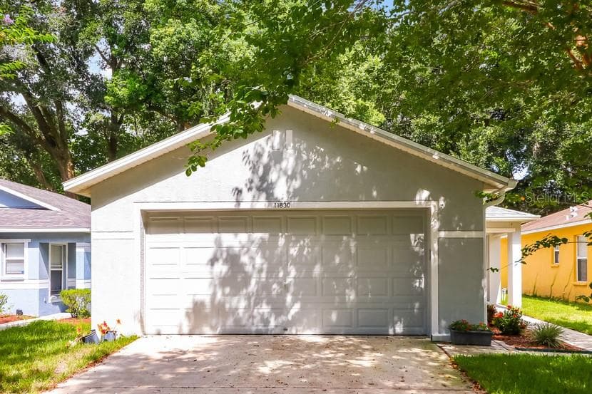 11830 MANGO GROVES BOULEVARD SEFFNER, FL 33584