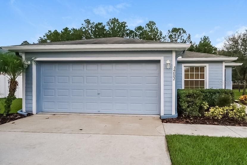 34802 REDDING LANE ZEPHYRHILLS, FL 33541