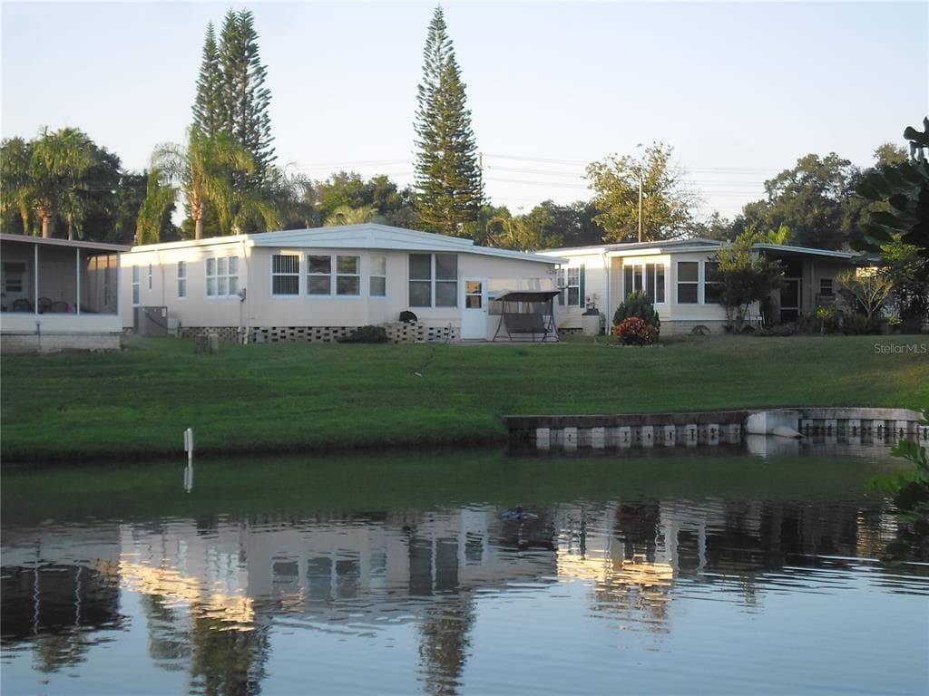 75 TANGLEWOOD DRIVE PALM HARBOR, FL 34684