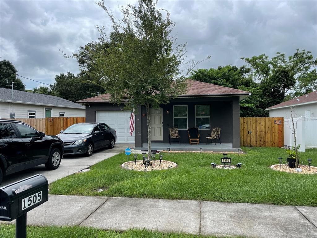 1505 E CARACAS STREET TAMPA, FL 33610