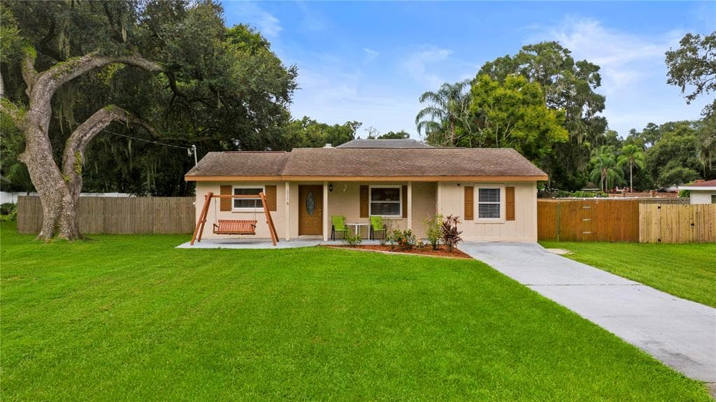 511 ANTHONY DRIVE BRANDON, FL 33511