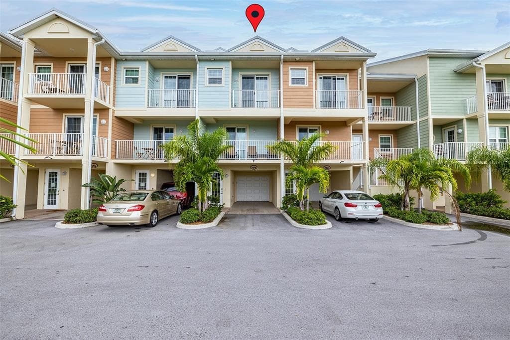 3278 MANGROVE POINT DRIVE RUSKIN, FL 33570