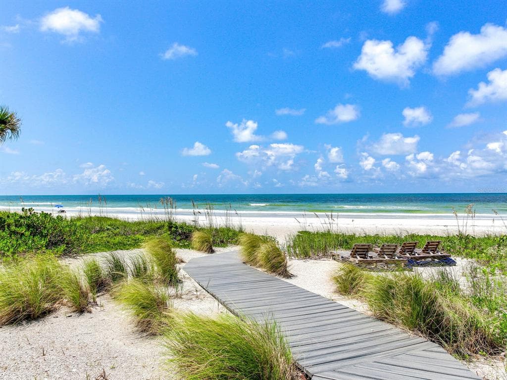 1600 GULF BOULEVARD UNIT 1115 CLEARWATER, FL 33767