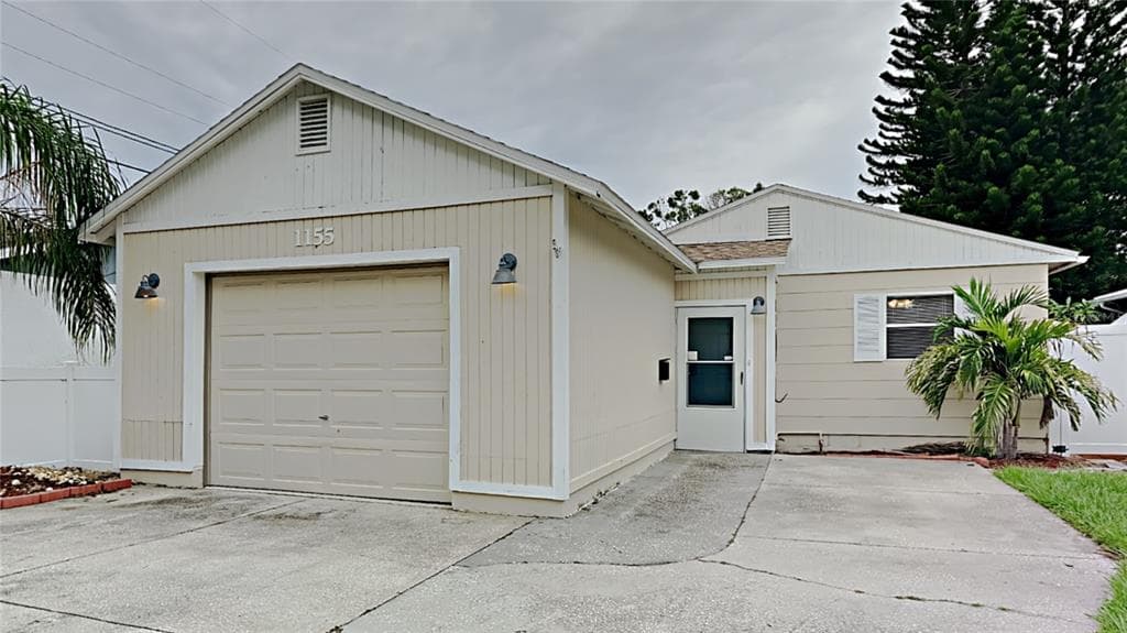1155 36TH AVENUE N ST PETERSBURG, FL 33704
