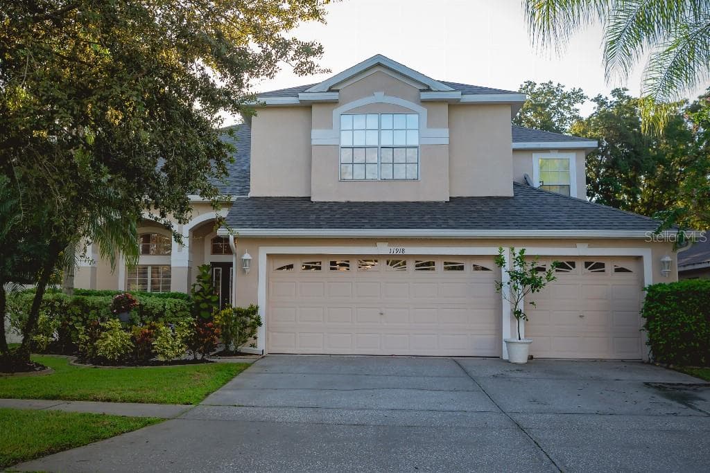 11918 NORTHUMBERLAND DRIVE TAMPA, FL 33626