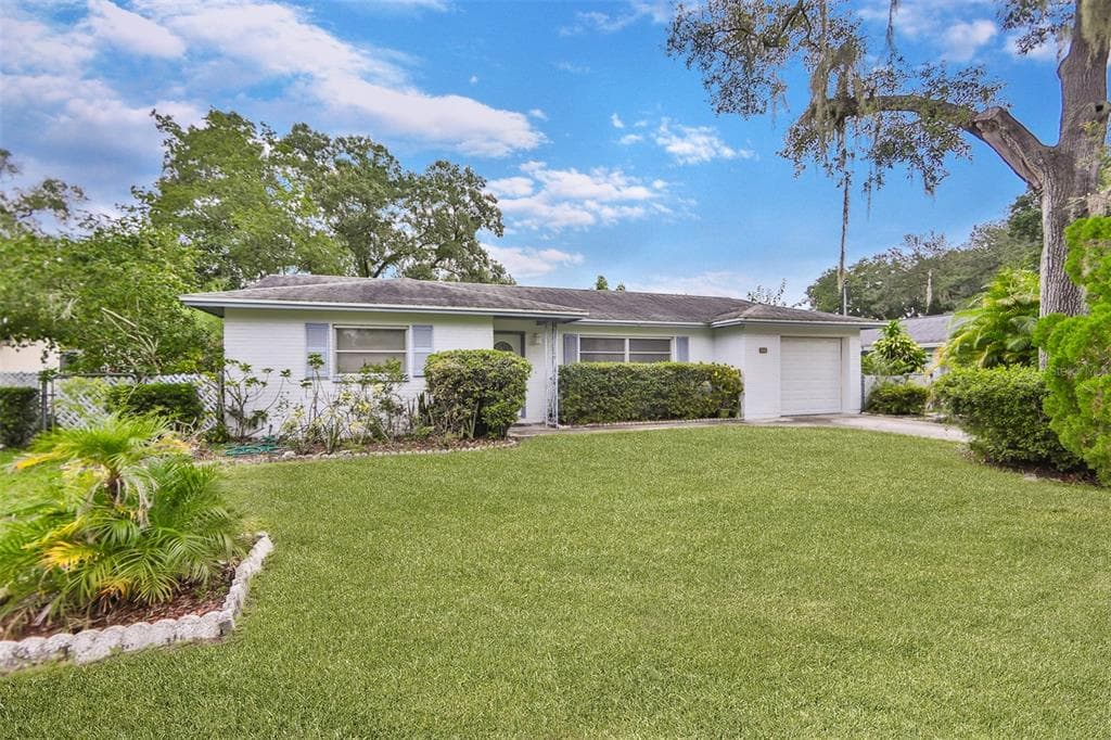 2007 W JOROME DRIVE TAMPA, FL 33612