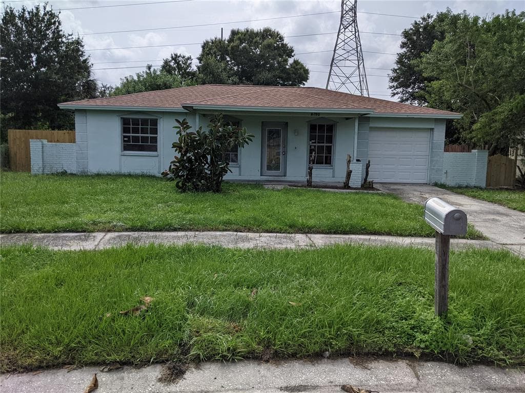 8510 GOLD RIDGE CIRCLE TAMPA, FL 33619