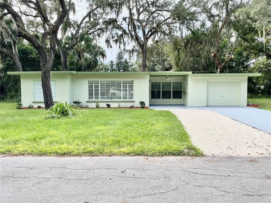 5444 ILLINOIS AVENUE NEW PORT RICHEY, FL 34652
