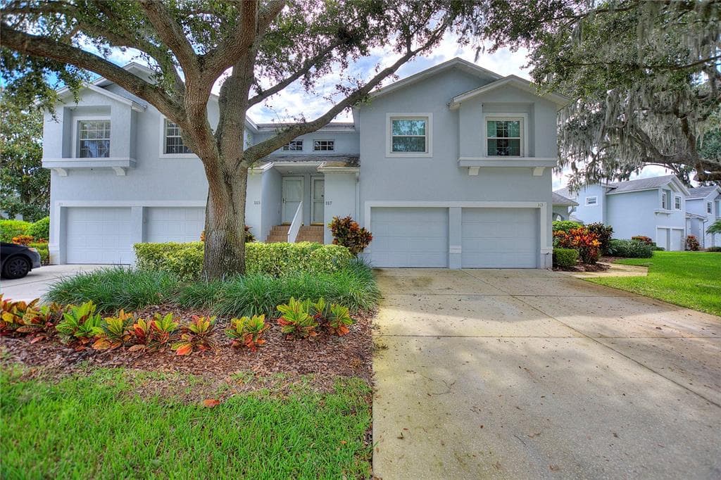 317 EAGLE RIDGE DRIVE UNIT 317 DAVENPORT, FL 33837