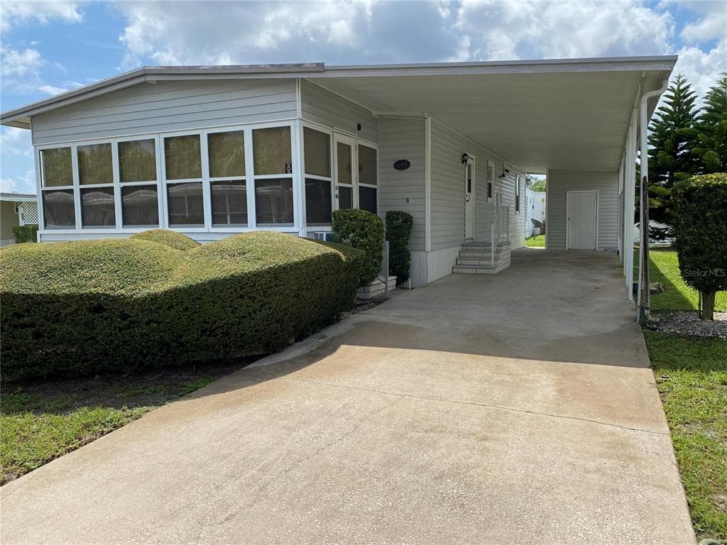 648 MOUNT PINEY AVENUE NE UNIT 701 ST PETERSBURG, FL 33702