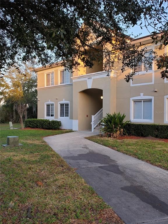 6425 CYPRESSDALE WAY UNIT 202 RIVERVIEW, FL 33578
