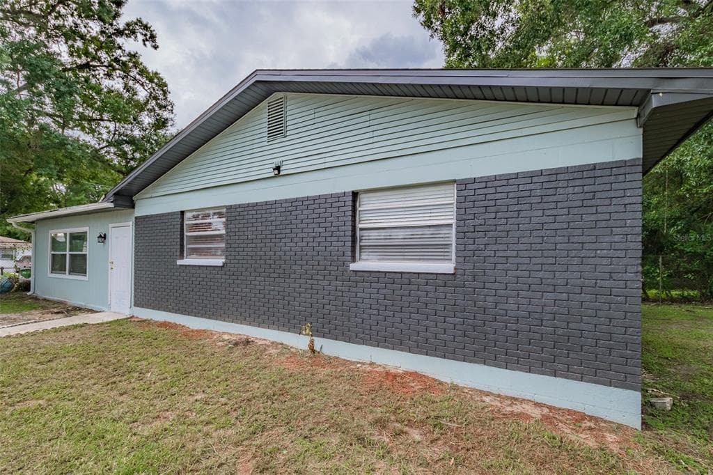 3920 E CLIFTON STREET TAMPA, FL 33610